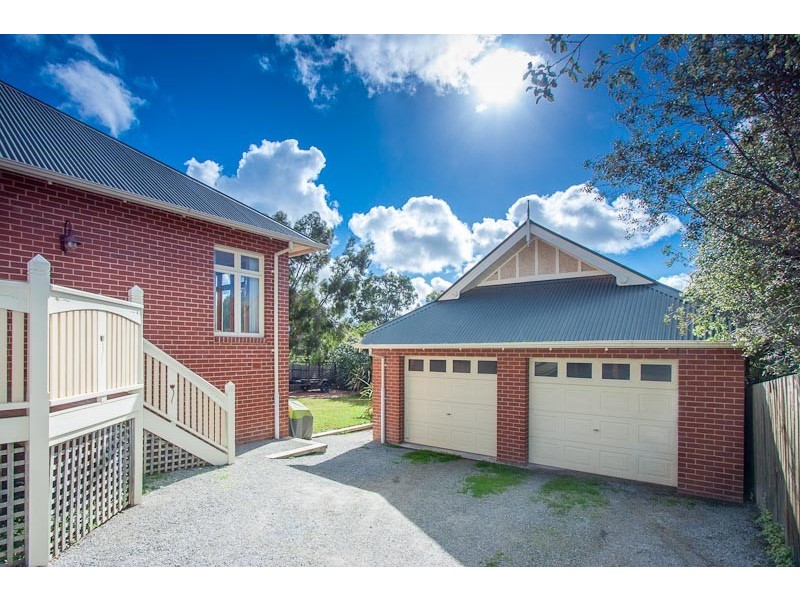 56 Stewarts Lane, Sunbury VIC 3429
