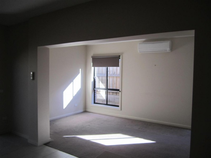1/219 GAP ROAD, Sunbury VIC 3429