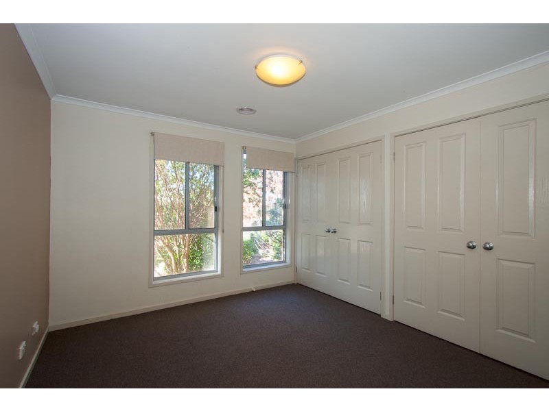 17 Francis Close, Romsey VIC 3434
