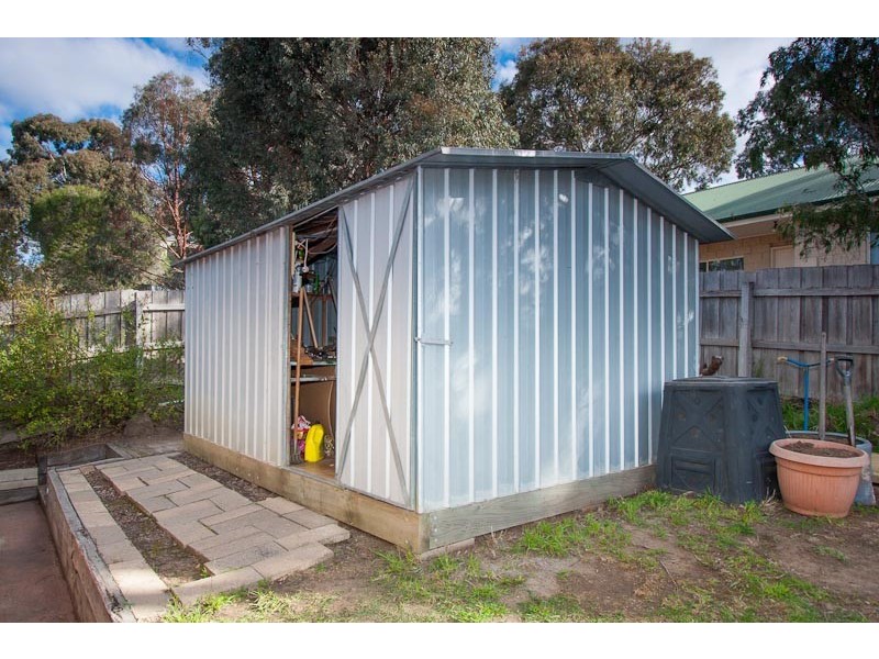 52 Olive Grove, Sunbury VIC 3429