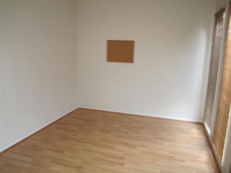 2 CLYDE COURT, Sunbury VIC 3429