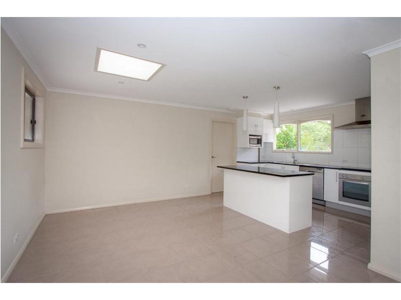 2 BUVELOT PLACE, Sunbury VIC 3429