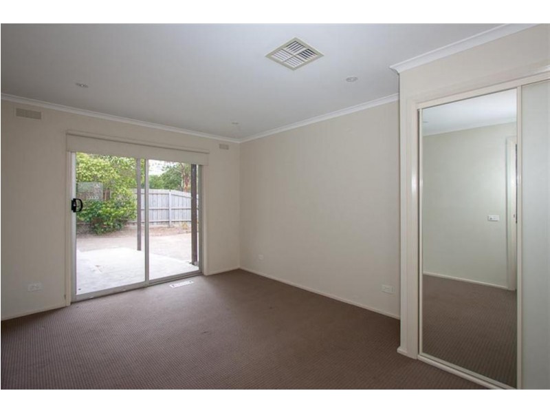 2 BUVELOT PLACE, Sunbury VIC 3429