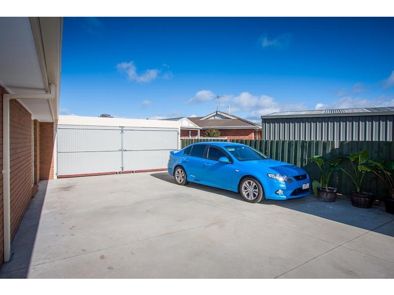 34 Reghon Drive, Sunbury VIC 3429