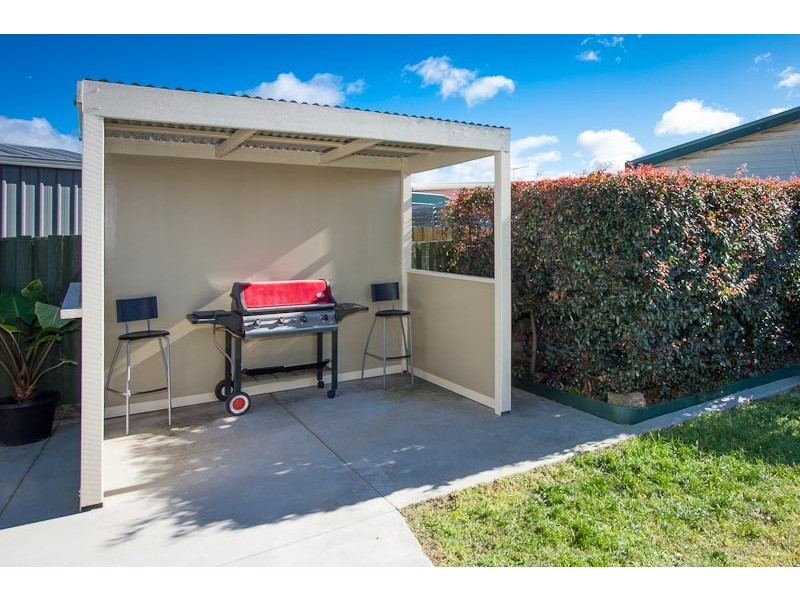 34 Reghon Drive, Sunbury VIC 3429