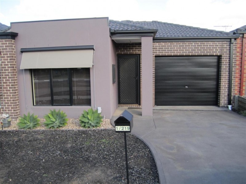 1/219 GAP ROAD, Sunbury VIC 3429