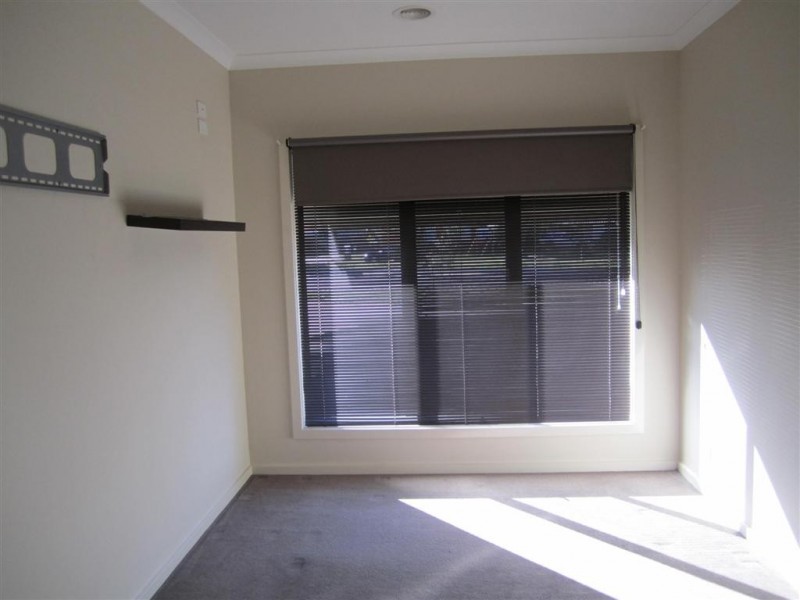 1/219 GAP ROAD, Sunbury VIC 3429