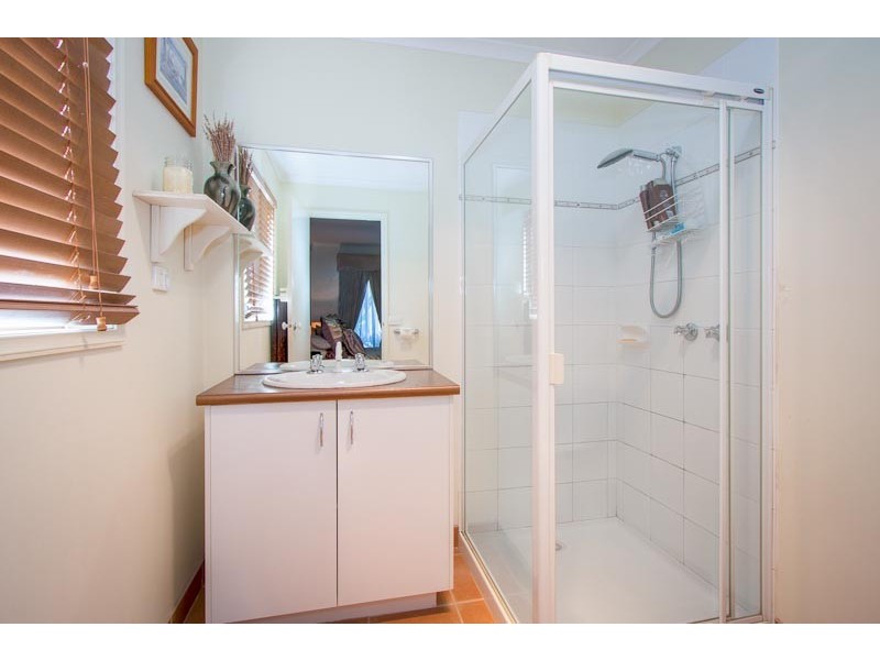 10 Marsh Crescent, Sunbury VIC 3429