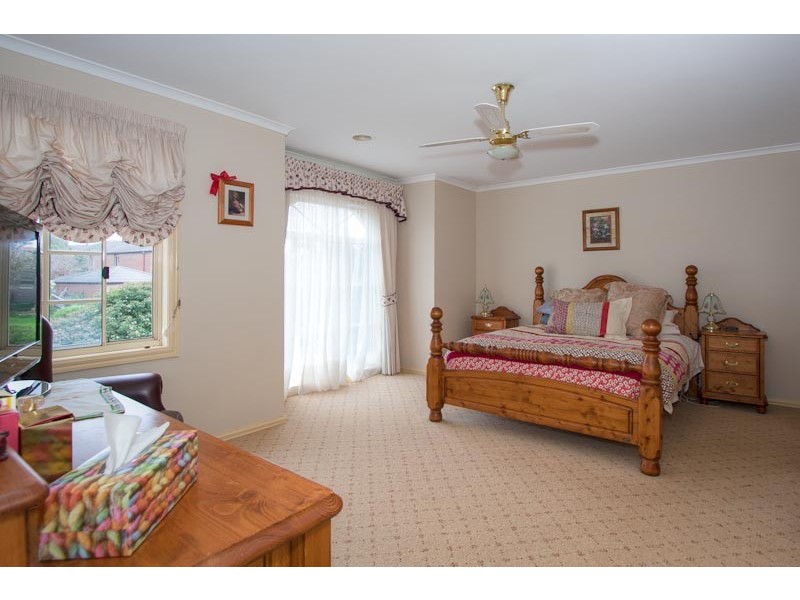 5 Correa Way, Sunbury VIC 3429