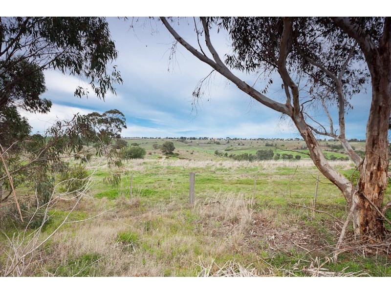 5 Correa Way, Sunbury VIC 3429