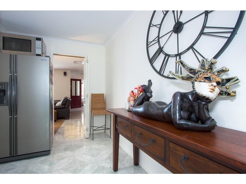 8 Streeton Court, Sunbury VIC 3429