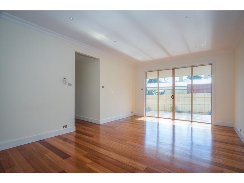 185 O’Shanassy Street, Sunbury VIC 3429