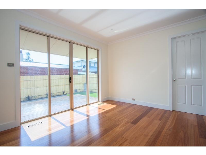 185 O’Shanassy Street, Sunbury VIC 3429