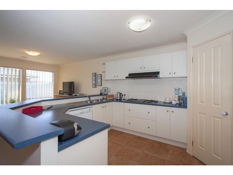 60 Bradman Drive, Sunbury VIC 3429
