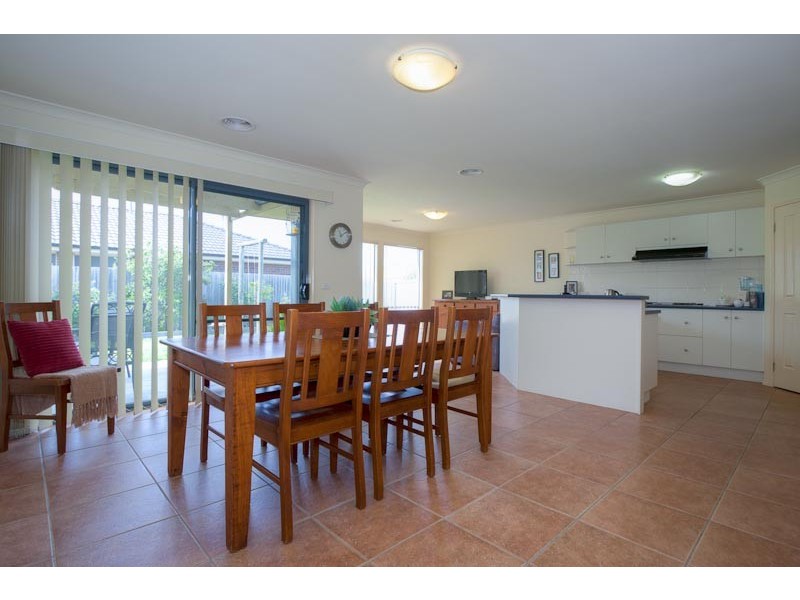 60 Bradman Drive, Sunbury VIC 3429