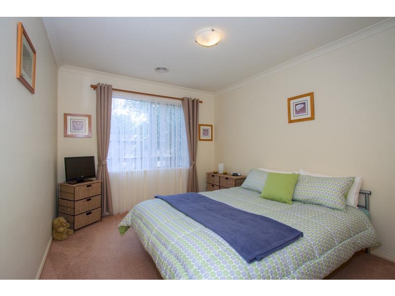 60 Bradman Drive, Sunbury VIC 3429