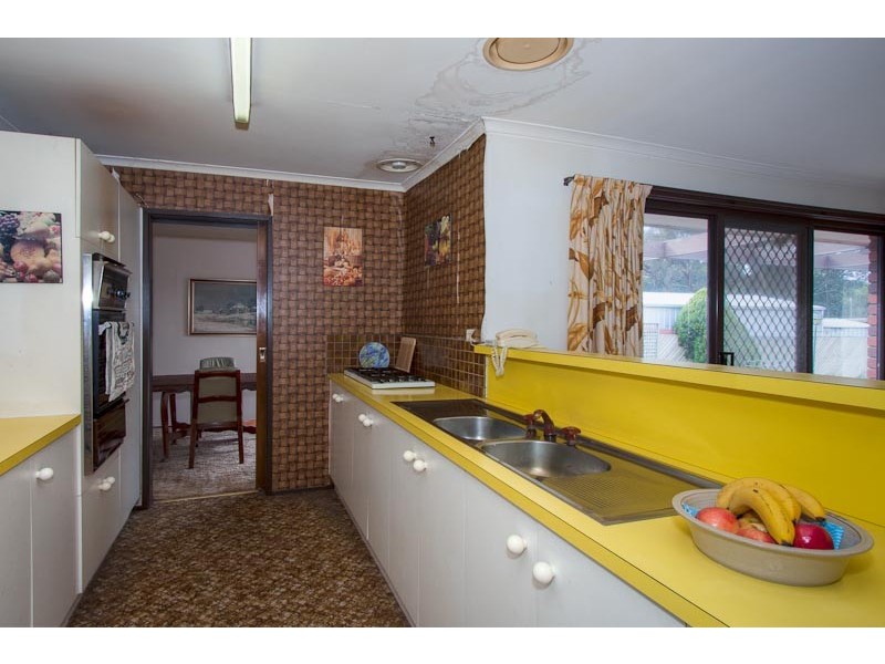 8 Carnoustie Drive, Sunbury VIC 3429