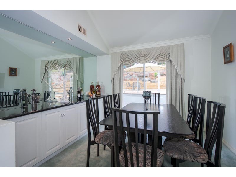 24 Winilba Road, Sunbury VIC 3429