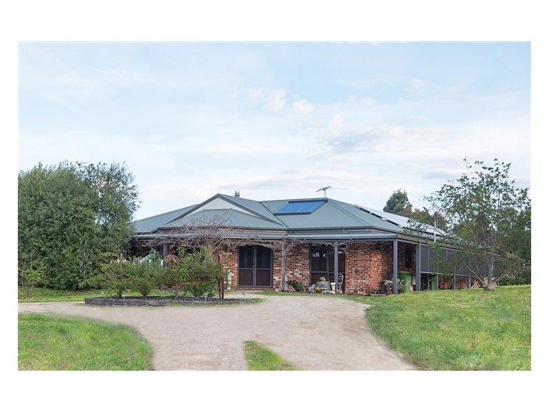 60 Tarrawarra Lane, Romsey VIC 3434