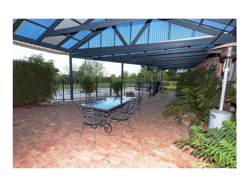 60 Tarrawarra Lane, Romsey VIC 3434