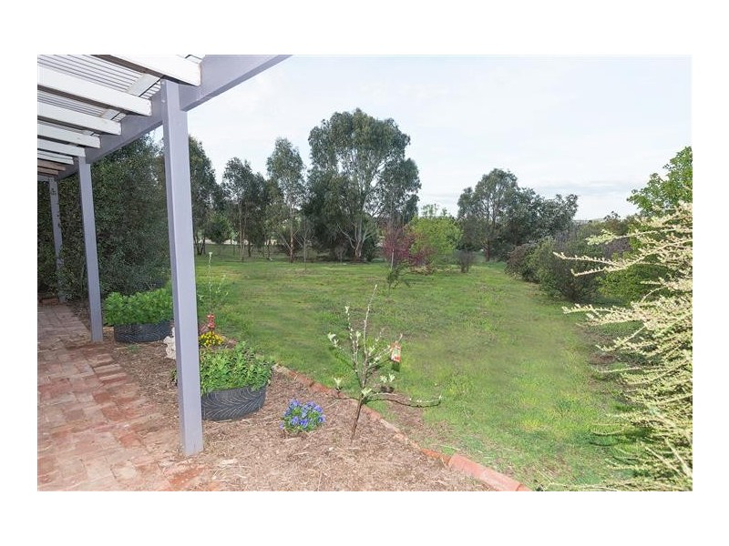 60 Tarrawarra Lane, Romsey VIC 3434