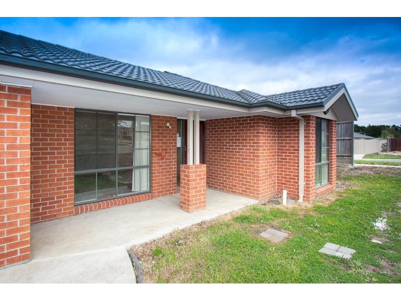 29 Fingleton Crescent, Sunbury VIC 3429