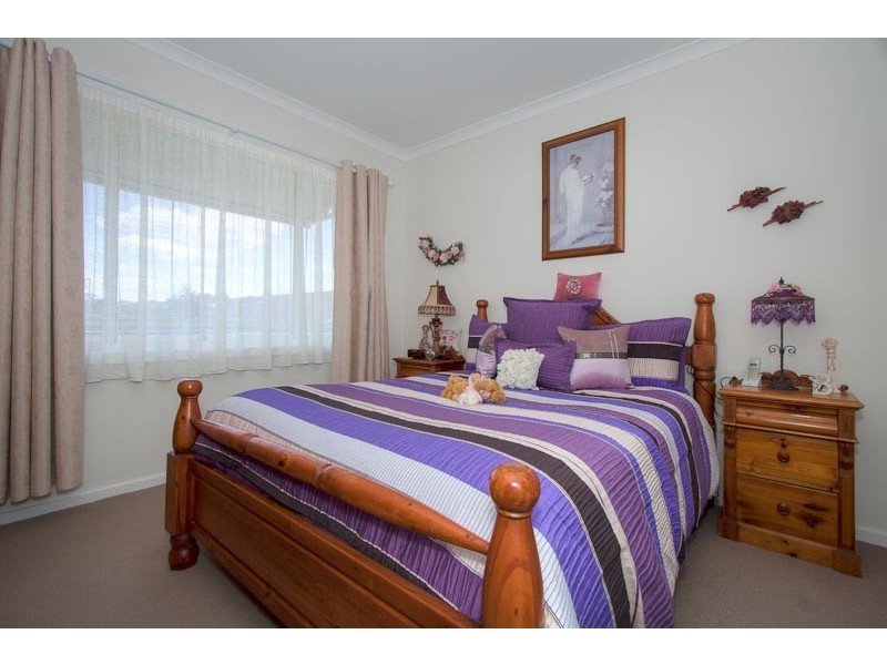 127 Evans Street, Sunbury VIC 3429