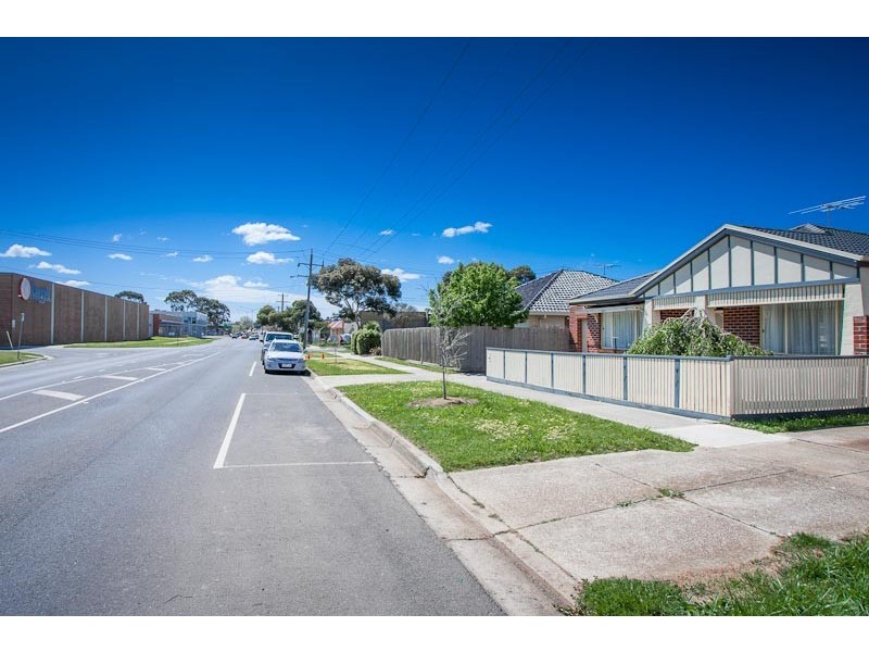 127 Evans Street, Sunbury VIC 3429