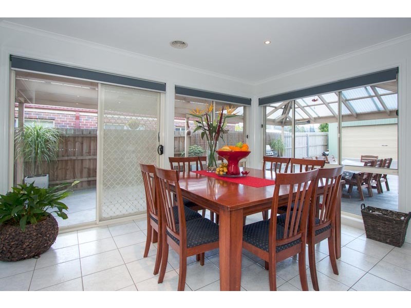 9 Sassafras Drive, Sunbury VIC 3429