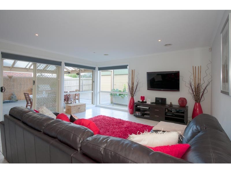 9 Sassafras Drive, Sunbury VIC 3429