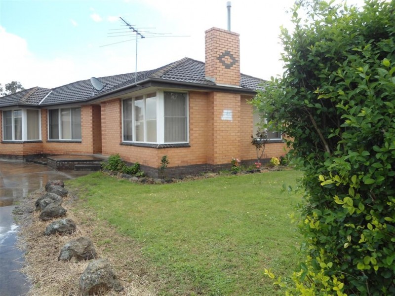 89 MCKELL AVENUE, Sunbury VIC 3429