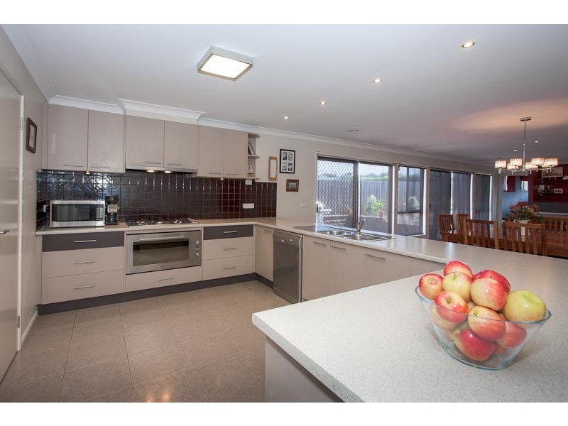 743 Elizabeth Drive, Sunbury VIC 3429