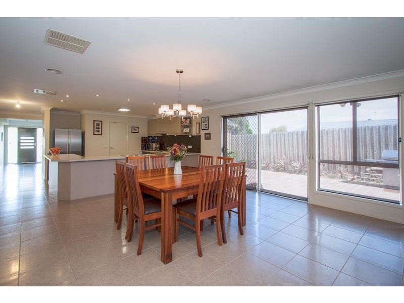 743 Elizabeth Drive, Sunbury VIC 3429