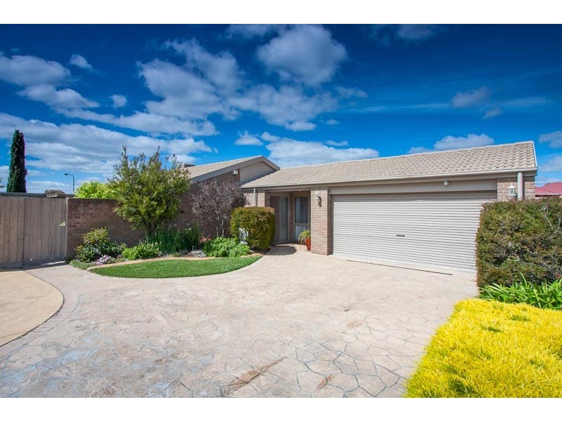7 Bradman Drive, Sunbury VIC 3429