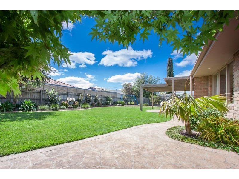 7 Bradman Drive, Sunbury VIC 3429