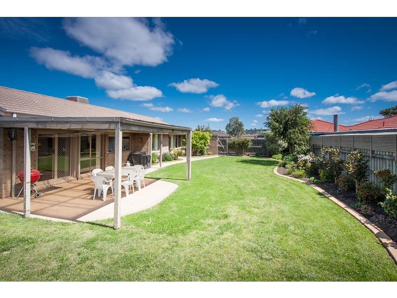 7 Bradman Drive, Sunbury VIC 3429