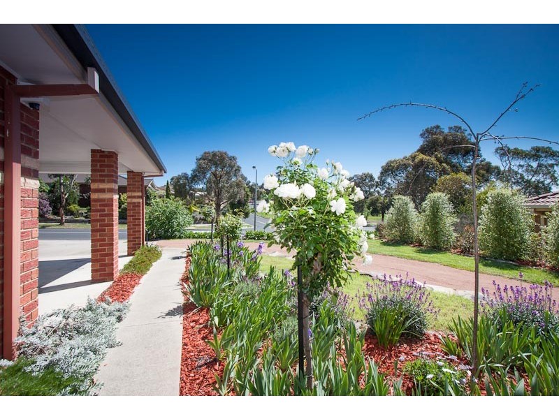 37 Davenport Drive, Sunbury VIC 3429