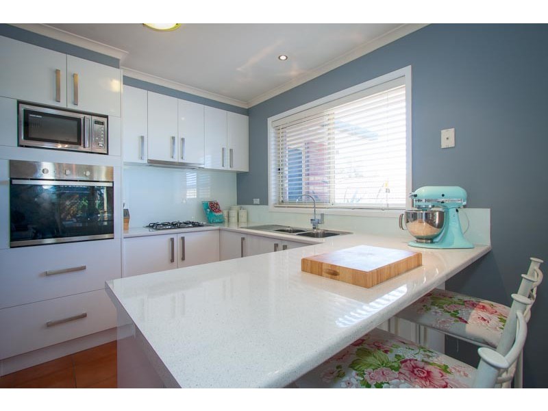 37 Davenport Drive, Sunbury VIC 3429