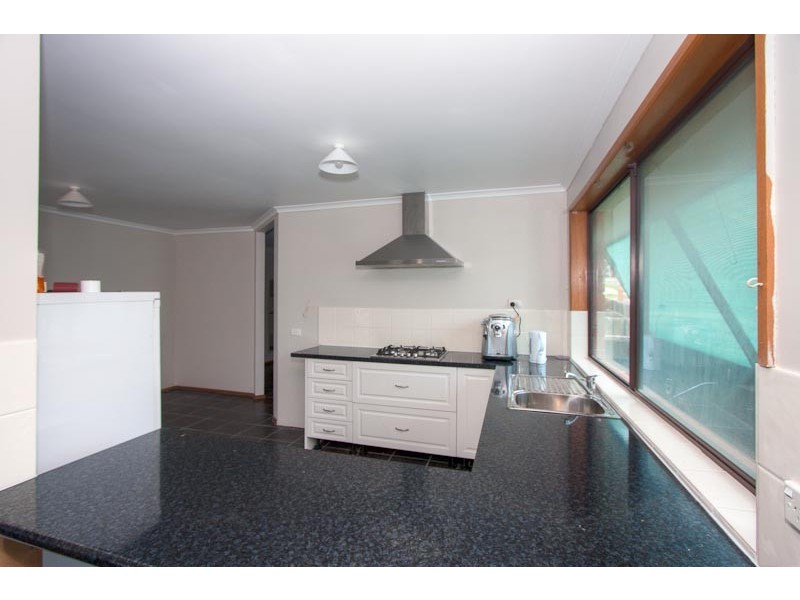 31 Kingsley Drive, Sunbury VIC 3429