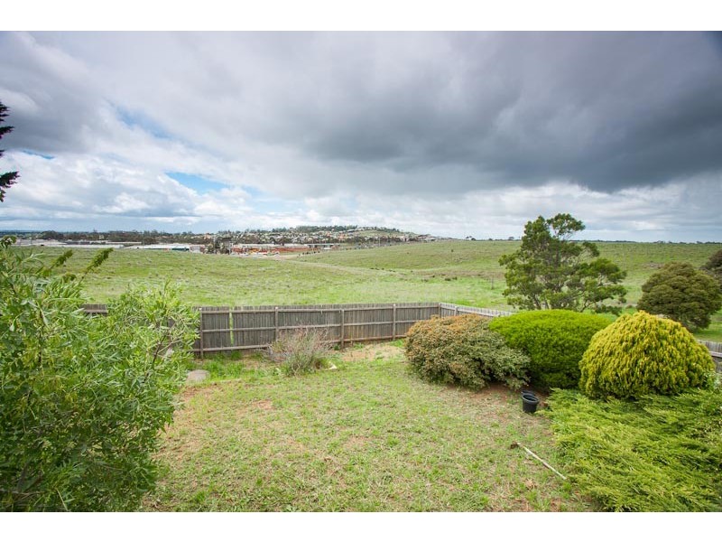31 Kingsley Drive, Sunbury VIC 3429