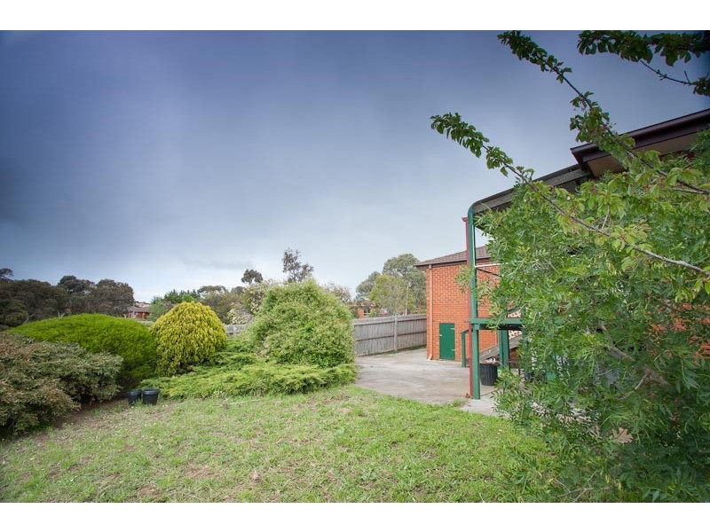 31 Kingsley Drive, Sunbury VIC 3429