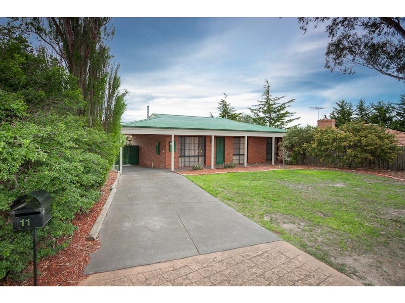 11 La Perouse Close, Sunbury VIC 3429