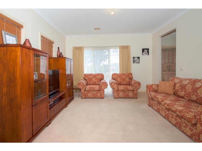 12/17A Cornish Street, Sunbury VIC 3429