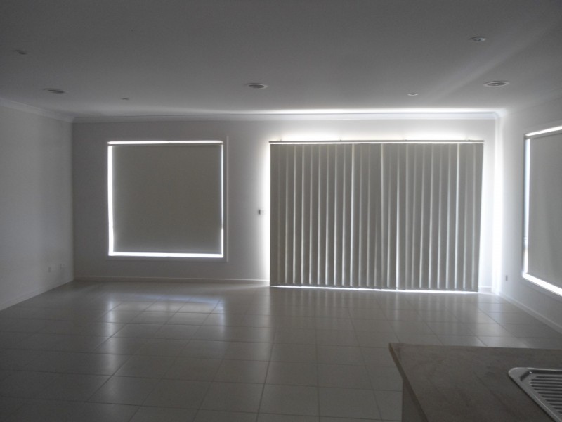 10/8 PADS WAY, Sunbury VIC 3429