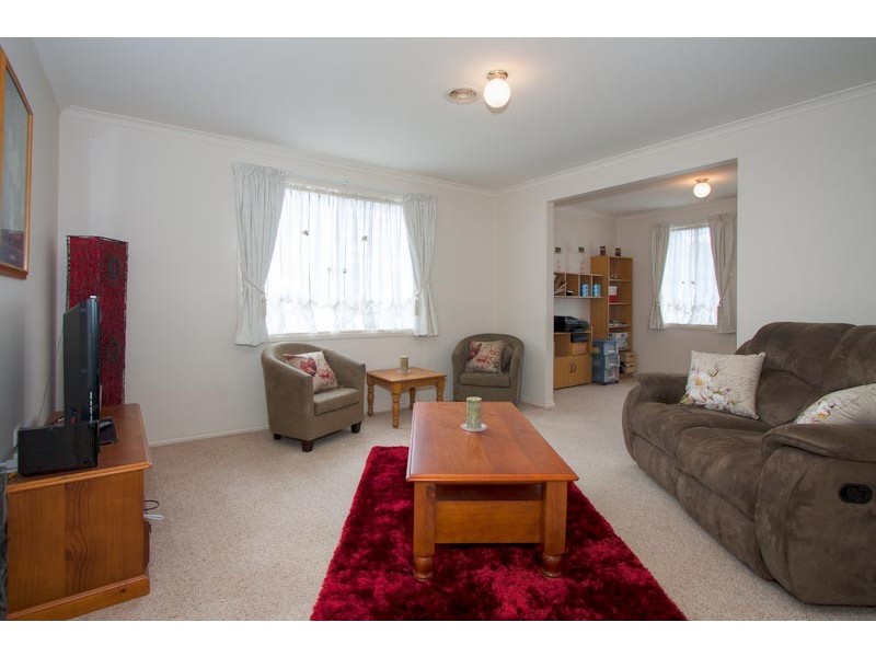 32 Licence Road, Diggers Rest VIC 3427