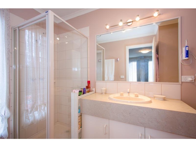 32 Licence Road, Diggers Rest VIC 3427