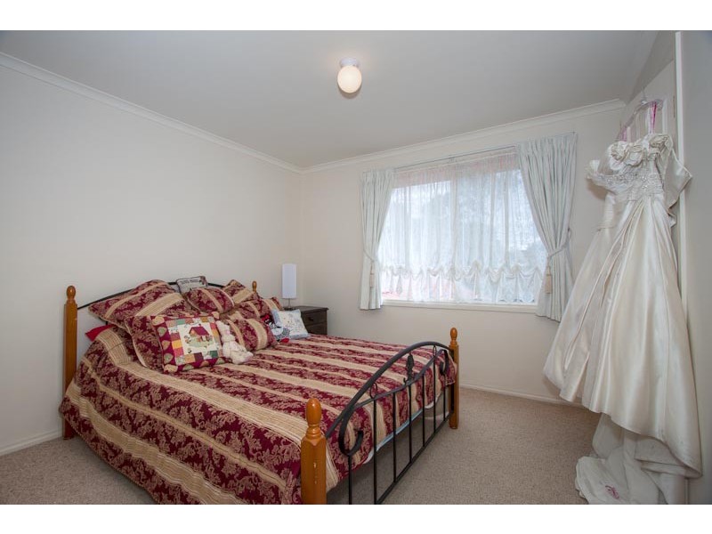 32 Licence Road, Diggers Rest VIC 3427