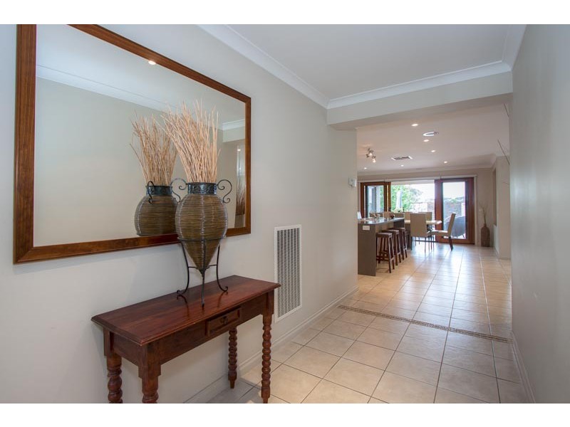 37 Norman Avenue, Sunbury VIC 3429