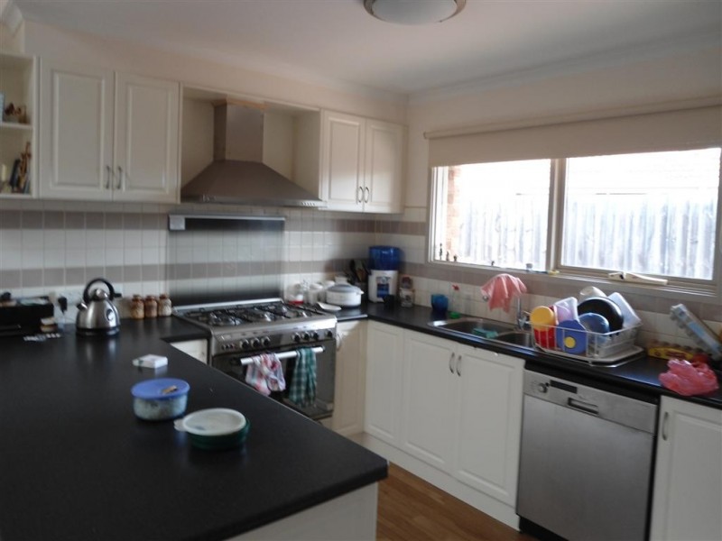 30 DEAKIN STREET, Sunbury VIC 3429