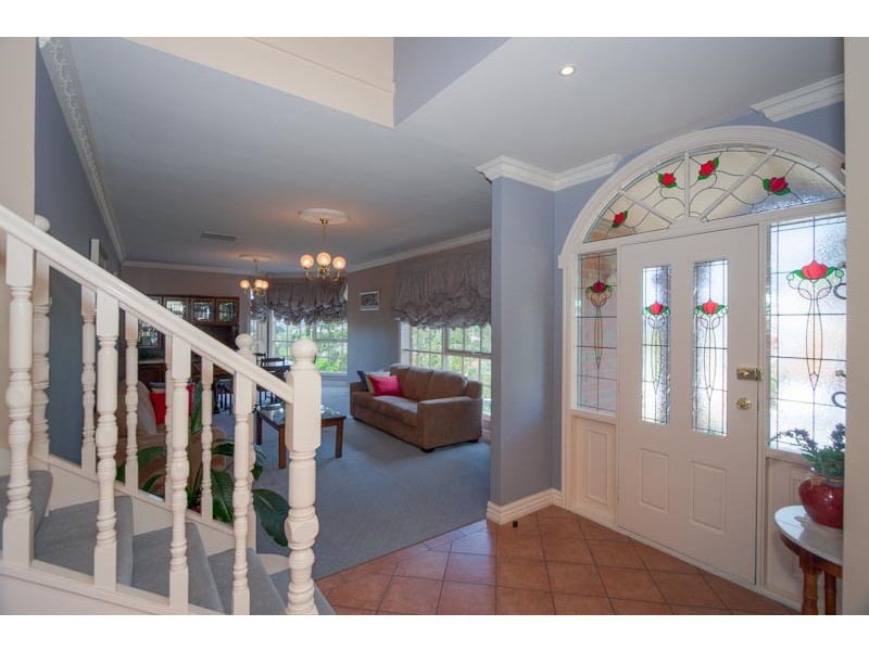 69 Yellow Gum Boulevard, Sunbury VIC 3429